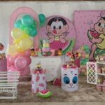 Leia mais sobre o artigo Magali Rosa Painel Casado e Portal – Trabalho de Bolas Com Arco Orgânico