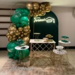 Leia mais sobre o artigo Formatura Painel Romano/Oval Verde e Dourado – Trabalho em Balões com Arco Orgânico