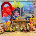 Leia mais sobre o artigo 1 Aninho Branca de Neve Baby Painel Oval com Portal Álbum III – Trabalho em Balões com Arco Orgânico