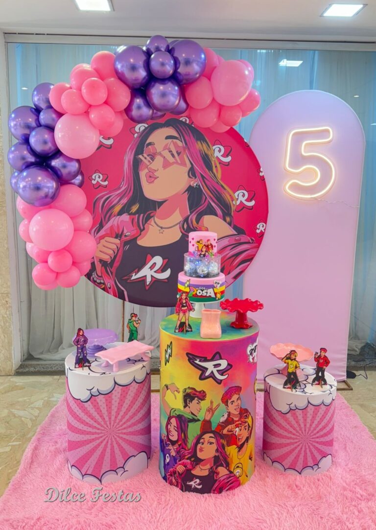 Leia mais sobre o artigo Emily Vick Painel Redondo e Oval – Arco Pronto Pegue e Monte Álbum I