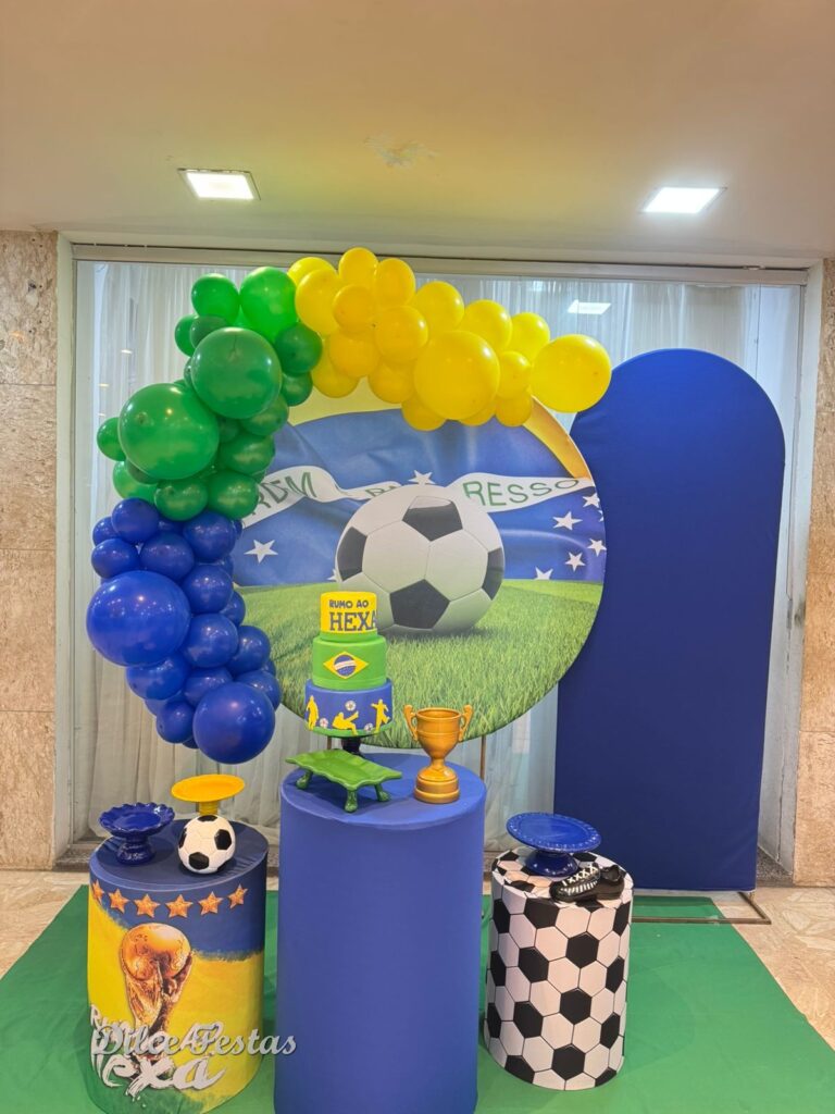 Leia mais sobre o artigo Copa do Mundo Painel Redondo Álbum IV