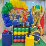 Leia mais sobre o artigo Copa do Mundo 2026 Painel Redondo E Oval da Taça Álbum VI – Arco de Balões Pegue e Monte Leve Pronto!